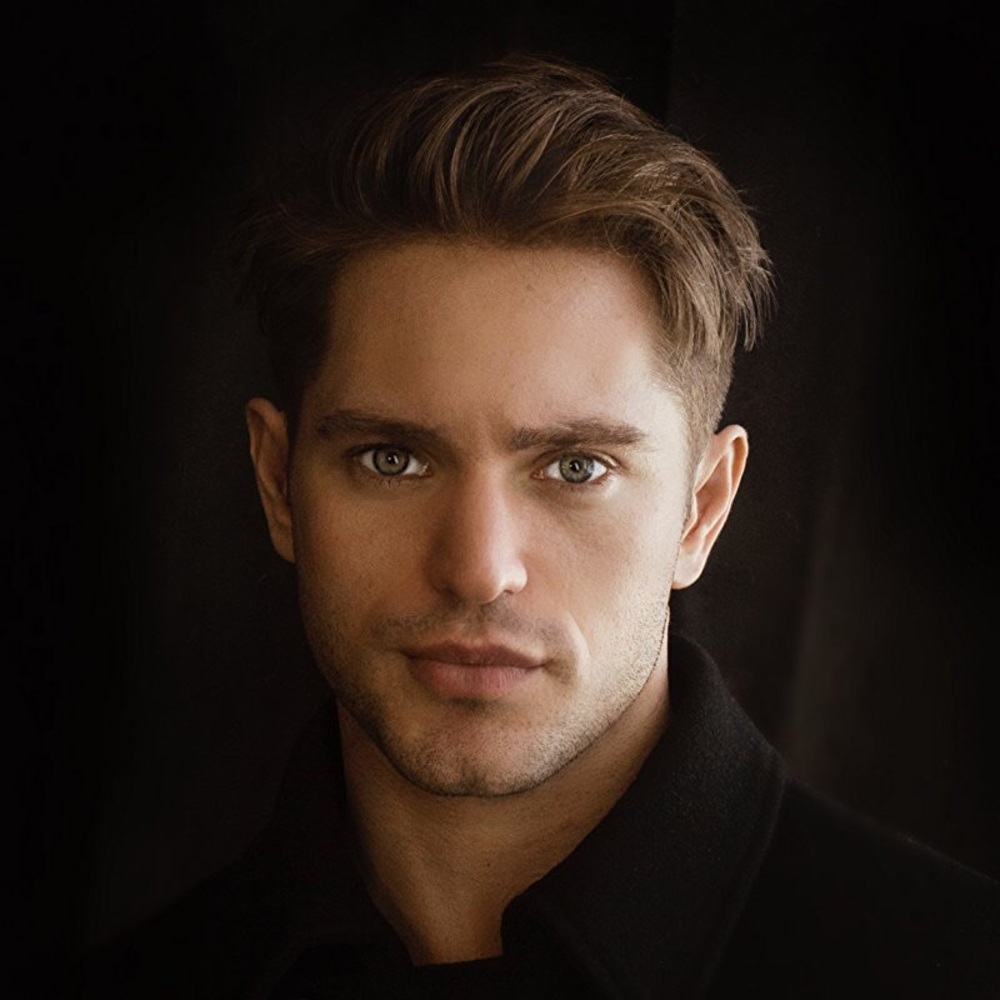 Meet your Posher, Chloe